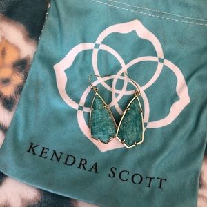 Kendra Scott Earrings in turquoise